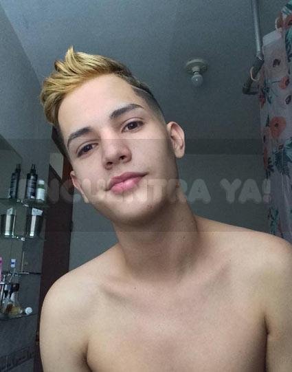 Joven guapo escort blanco pasivo