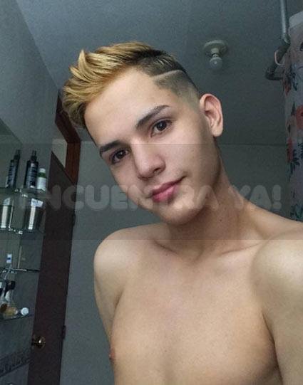 Joven guapo escort blanco pasivo